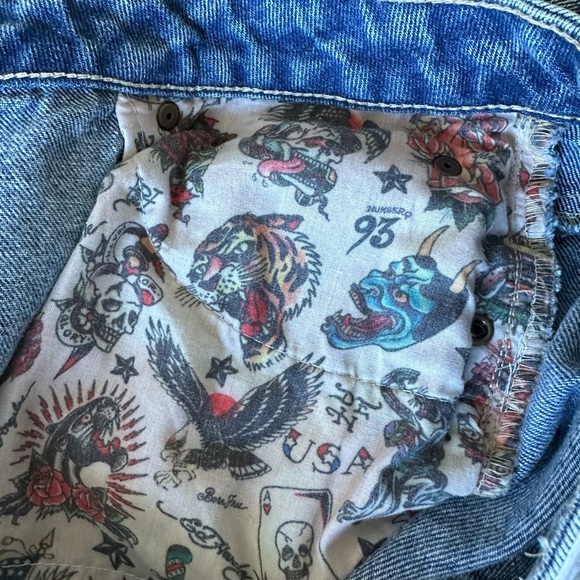 Ed Hardy Baggy Jeans Light Wash Sz 30 Full Print Back Side Y2K 90s Vibes, Rare - Picture 9 of 12